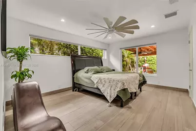 2820 NE 40th Ct, Fort Lauderdale, FL 33308 - Photo 14