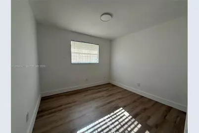 8860 SW 32nd St #front, Miami, FL 33165 - Photo 10