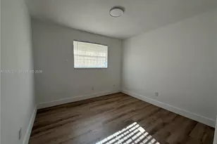 8860 SW 32nd St, Miami, FL 33165 - Photo 10