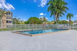 1401 NE 191st St, Miami, FL 33179 - Photo 2