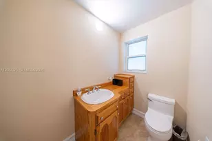 4391 SW 77th Ave, Davie, FL 33328 - Photo 24