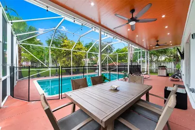 16759 NW 15th St, Pembroke Pines, FL 33028 - Photo 4