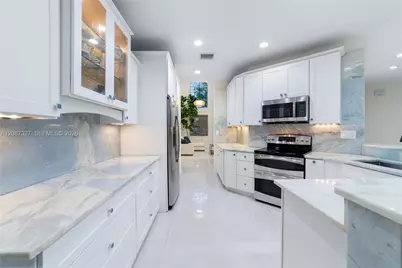 16759 NW 15th St, Pembroke Pines, FL 33028 - Photo 8