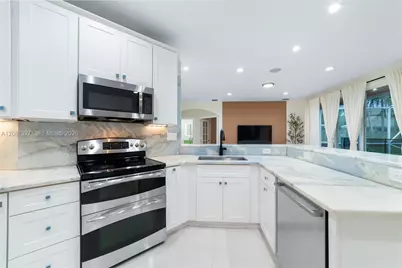 16759 NW 15th St, Pembroke Pines, FL 33028 - Photo 12
