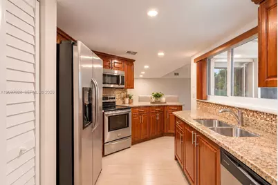 12415 NW 7th Street, Miami, FL 33182 - Photo 10