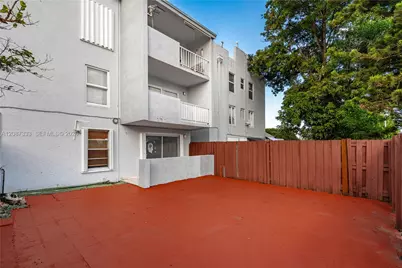 1725 W 60th St #F126, Hialeah, FL 33012 - Photo 1