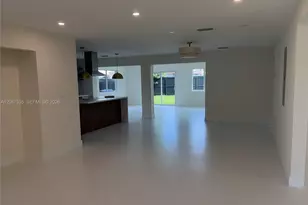2315 NW 3rd St, Miami, FL 33125 - Photo 10