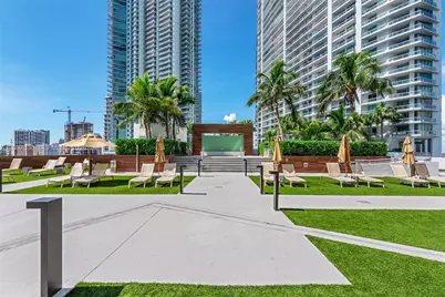 350 S Miami Ave #3802, Miami, FL 33130 - Photo 30