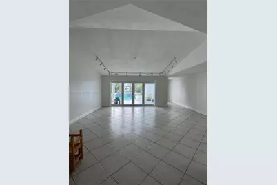 7790 SW 91st Ave, Miami, FL 33173 - Photo 2