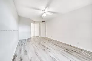 8290 Lake Dr, Doral, FL 33166 - Photo 14