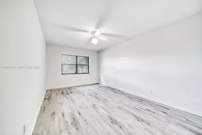 8290 Lake Dr #236, Doral, FL 33166 - Photo 12