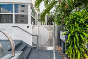 726 8th St, Miami Beach, FL 33139 - Photo 18