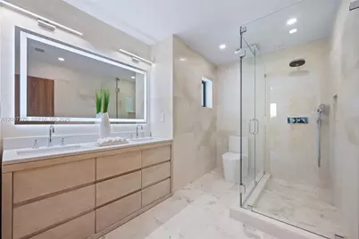 1320 Alhambra Cir #0, Coral Gables, FL 33134 - Photo 16