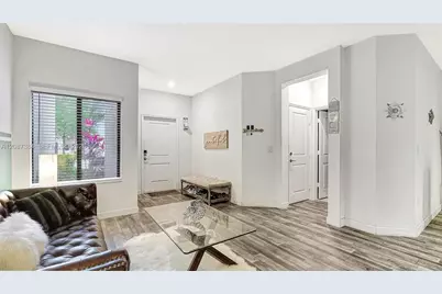 20725 NE 2nd Ct, Miami, FL 33179 - Photo 4