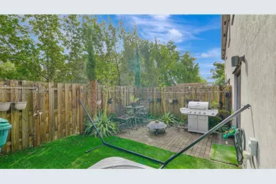 20725 NE 2nd Ct, Miami, FL 33179 - Photo 48
