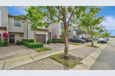 20725 NE 2nd Ct, Miami, FL 33179 - Photo 2