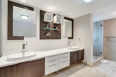 4000 Island Blvd #402, Aventura, FL 33160 - Photo 46