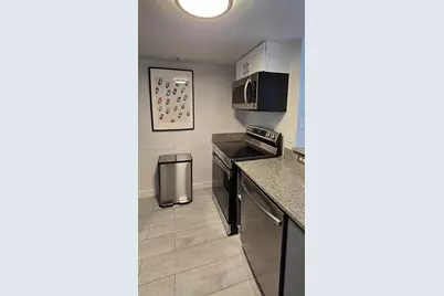275 NE 18th St #PH-10, Miami, FL 33132 - Photo 10