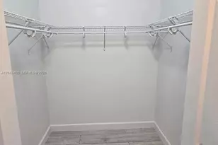 275 NE 18th St, Miami, FL 33132 - Photo 16