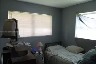 765 NW 12th St, Homestead, FL 33030 - Photo 18