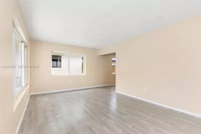 619 N D St, Lake Worth, FL 33460 - Photo 4