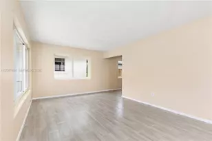 619 N D St, Lake Worth, FL 33460 - Photo 4