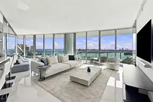 900 Biscayne Blvd, Miami, FL 33132 - Photo 1
