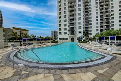 999 SW 1st Ave #2010, Miami, FL 33130 - Photo 20