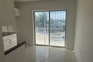 767 SW 9th St, Miami, FL 33130 - Photo 8