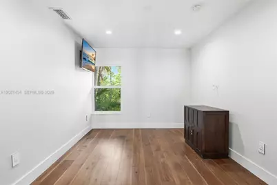 3360 NE 165th St, North Miami Beach, FL 33160 - Photo 32