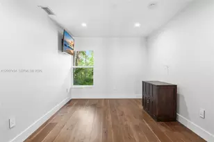 3360 NE 165th St, North Miami Beach, FL 33160 - Photo 32