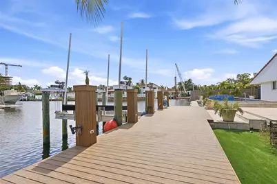 3360 NE 165th St, North Miami Beach, FL 33160 - Photo 50