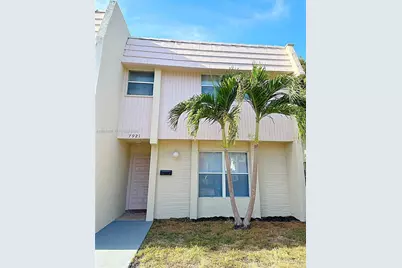 7921 SW 9th St, North Lauderdale, FL 33068 - Photo 2