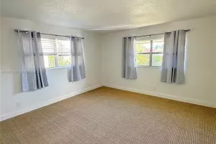 7921 SW 9th St, North Lauderdale, FL 33068 - Photo 14