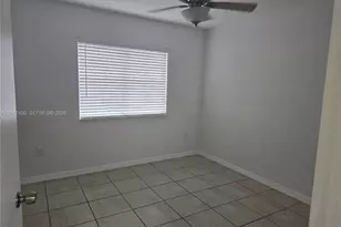1271 SE 28th Ct, Homestead, FL 33035 - Photo 12