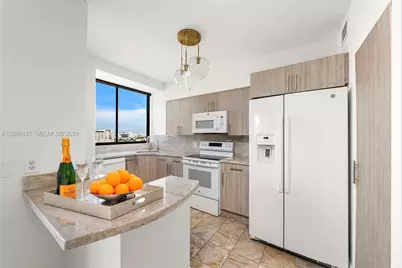 1330 West Ave #811, Miami Beach, FL 33139 - Photo 6