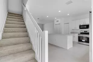 1081 SE 3rd St, Florida City, FL 33034 - Photo 4