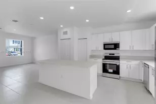 1081 SE 3rd St, Florida City, FL 33034 - Photo 10