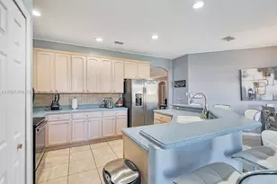 321 Corvina Dr, Davenport, FL 33897 - Photo 8