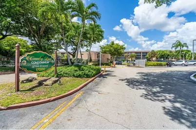 17000 NW 67th Ave #405, Hialeah, FL 33015 - Photo 30