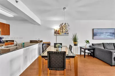 1200 Brickell Bay Dr #2119, Miami, FL 33131 - Photo 20