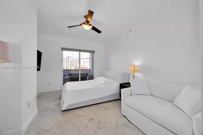 10 Aragon Ave #810, Coral Gables, FL 33134 - Photo 16