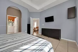 2327 NE 37th Terrace, Homestead, FL 33033 - Photo 18