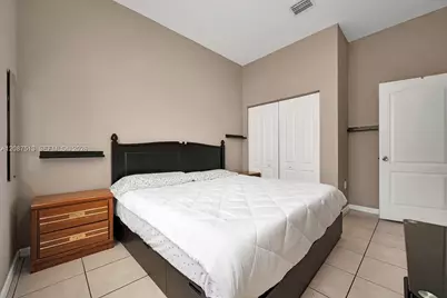 2327 NE 37th Ter, Homestead, FL 33033 - Photo 24