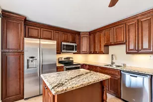 11006 N Harmony Lake Cir, Davie, FL 33324 - Photo 6