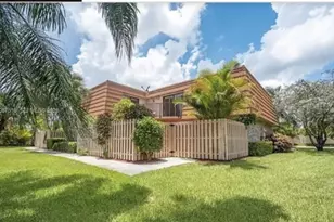11006 N Harmony Lake Cir, Davie, FL 33324 - Photo 1
