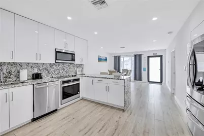 217 N 31st Ave, Hollywood, FL 33021 - Photo 8
