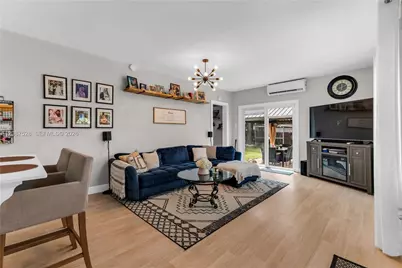 11831 NW 5th Ave, Miami, FL 33168 - Photo 14