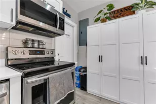 11831 NW 5th Ave, Miami, FL 33168 - Photo 12