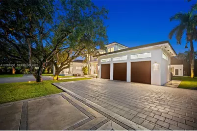 8920 SW 96th St, Miami, FL 33176 - Photo 12